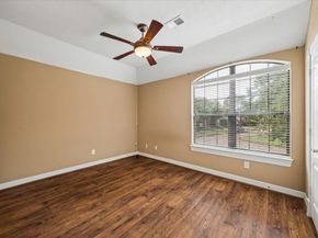 16542 Crossfield Drive, Houston TX 77095