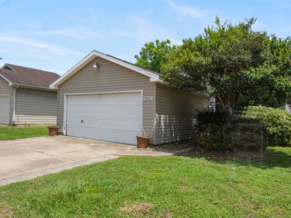 10227 Checkerberry Park Ln, Tomball TX 77375