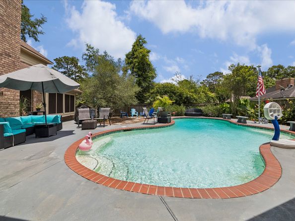 3914 Hill Springs Drive, Houston TX 77345