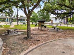 1818 Wheeler Street, Houston TX 77004