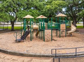 1818 Wheeler Street, Houston TX 77004