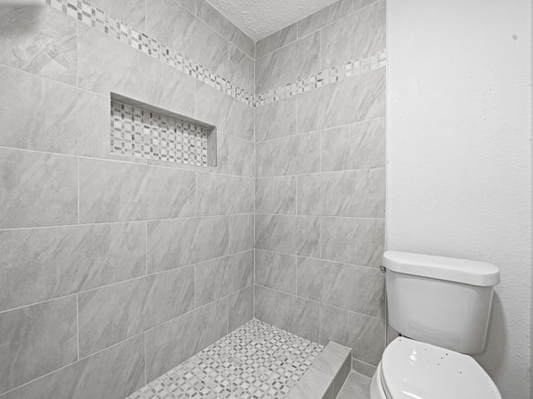 8726 Wilcrest Drive 8726, Houston TX 77099