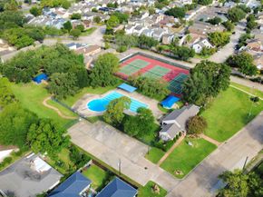 10806 Olympia Drive, Houston TX 77042
