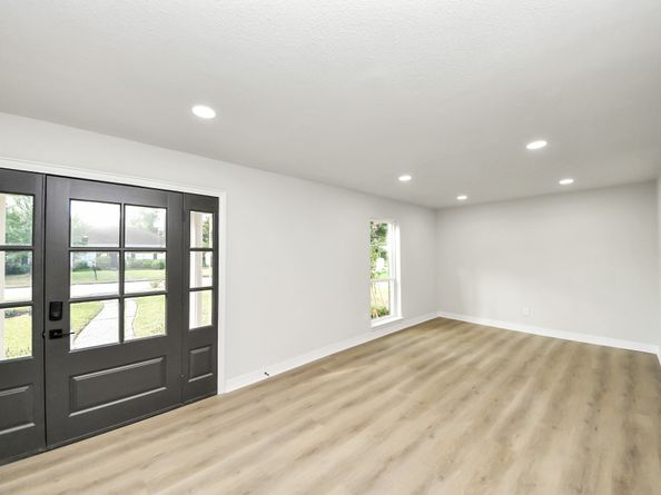 10806 Olympia Drive, Houston TX 77042