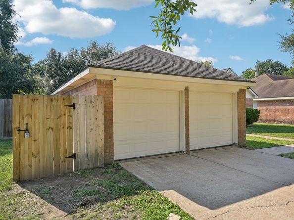 2605 Elder Road, Katy TX 77493