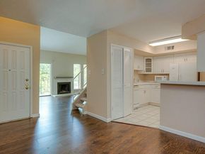 10811 Richmond Avenue 19, Houston TX 77042