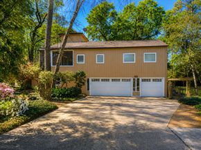 1 Holly Tree Lane, Spring TX 77373