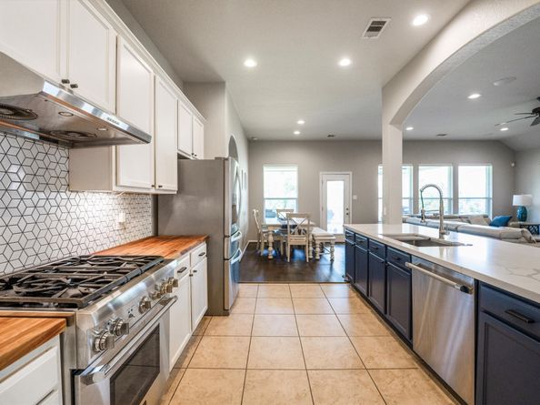 25227 Hawthorne Blossom Drive, Spring TX 77389