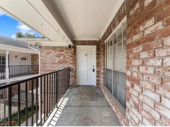 14333 Memorial Drive 95, Houston TX 77079