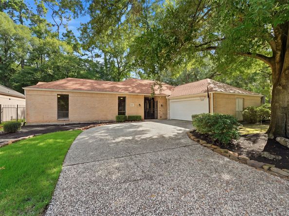3111 Breezy Pines Court, Kingwood TX 77339