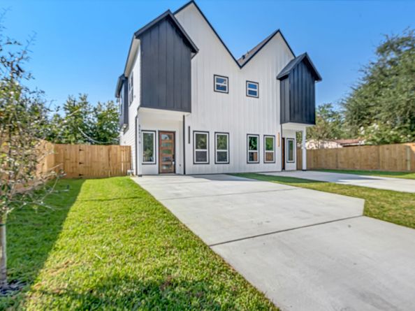 5642 Hirondel Street, Houston TX 77033