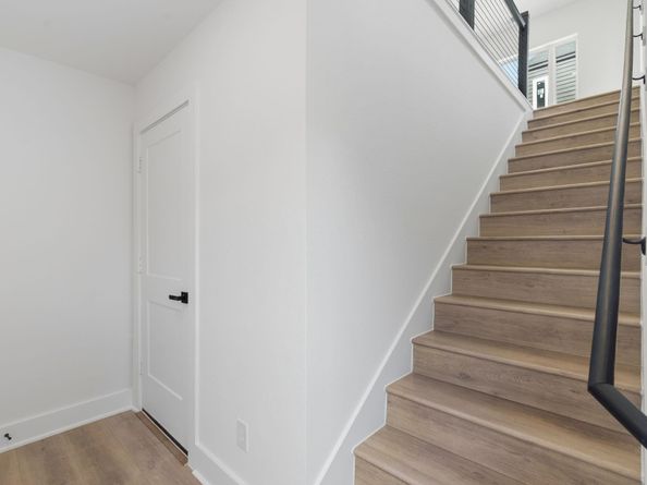 213 Foxshire Lane AB, Houston TX 77047