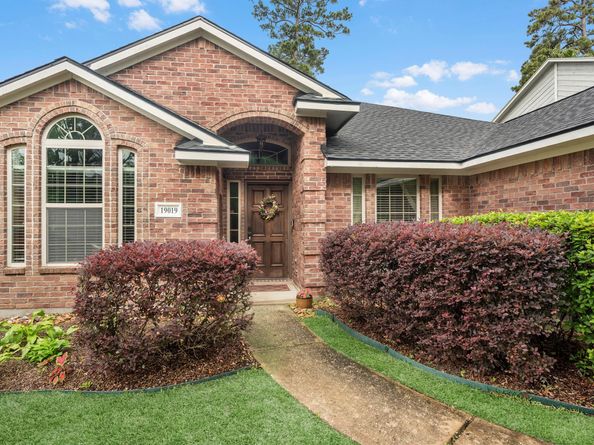 19019 Relay Rd, Humble TX 77346