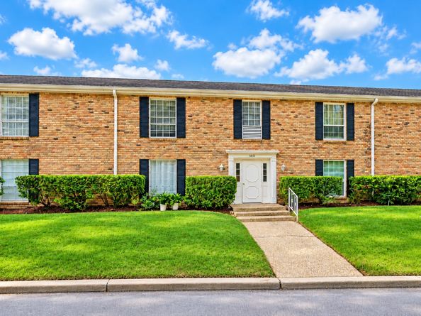 5855 Inwood Drive 20, Houston TX 77057