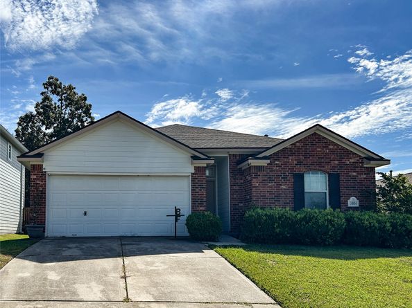 2054 Briar Grove Drive, Conroe TX 77301