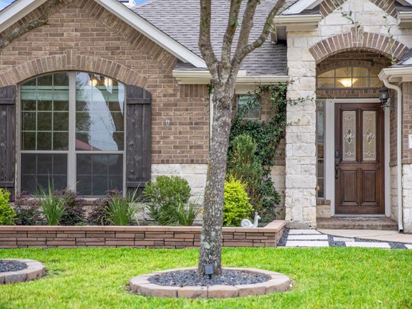 14810 S Canary Yellow Circle, Cypress TX 77433