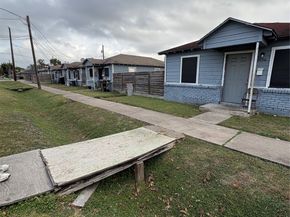 3540 Des Chaumes Street, Houston TX 77026