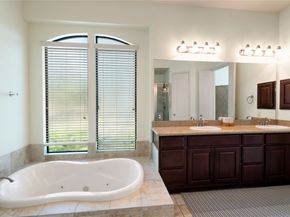 241 W Tupelo Green Circle, Spring TX 77389