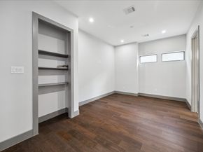 2321 Tuam Street, Houston TX 77004