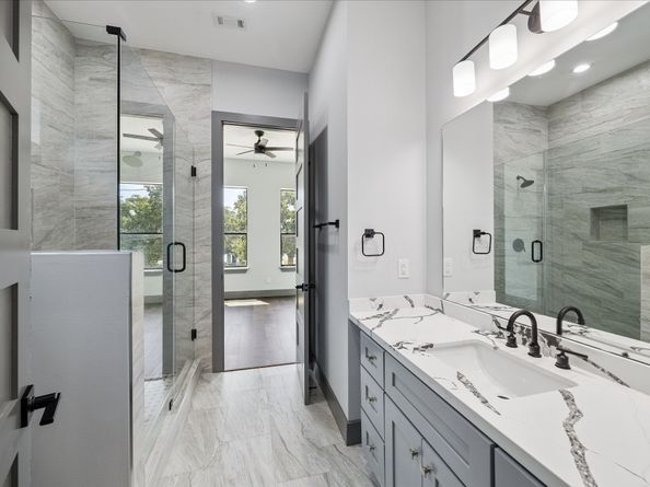 2321 Tuam Street, Houston TX 77004