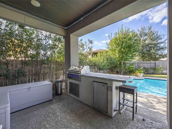 17327 Legend Brook Court, Tomball TX 77375