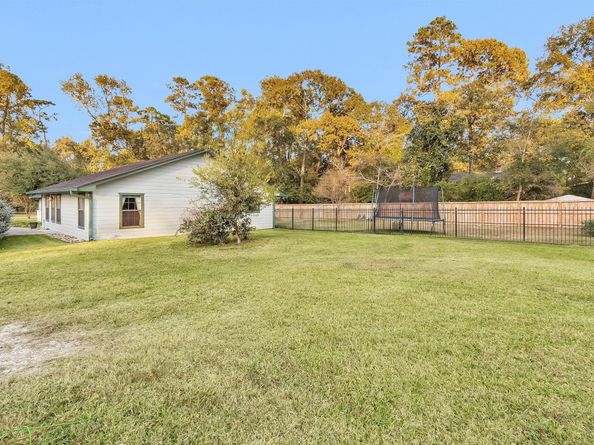 528 Catfish Lane, Conroe TX 77384