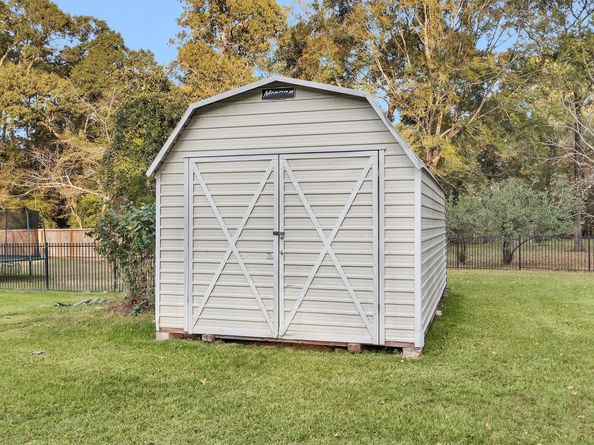 528 Catfish Lane, Conroe TX 77384