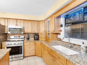 528 Catfish Lane, Conroe TX 77384