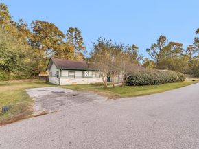 528 Catfish Lane, Conroe TX 77384