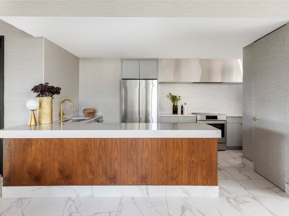 1111 Hermann Drive 28D, Houston TX 77004