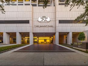 1111 Hermann Drive 28D, Houston TX 77004