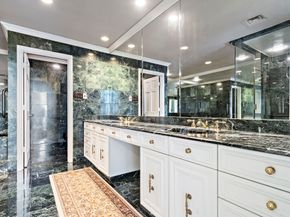 1111 Hermann Drive 28D, Houston TX 77004