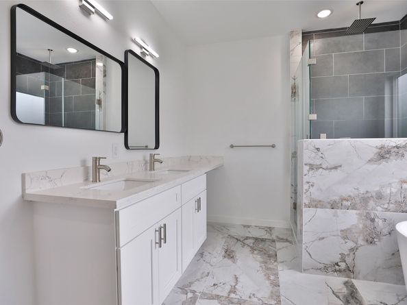 9343 Lavender St, North Houston TX 77016