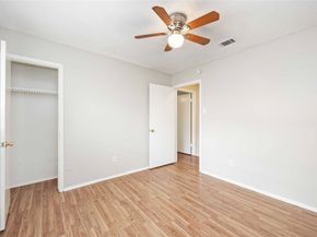 11750 Murr Way, Houston TX 77048