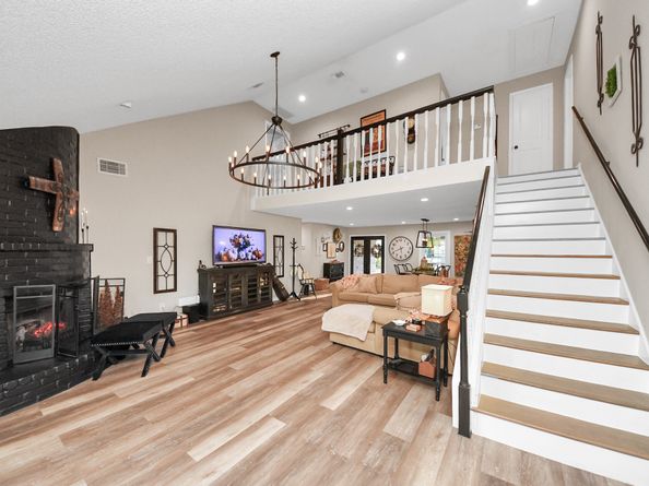 1718 Mayweather Lane, Richmond TX 77406