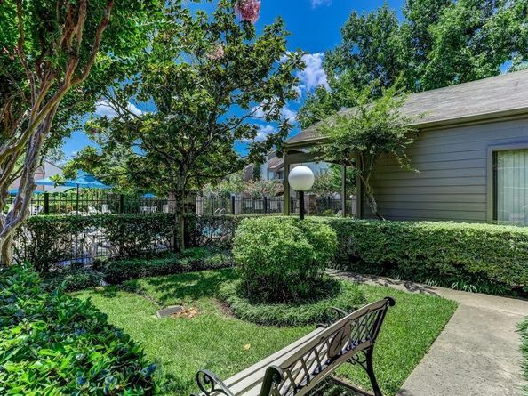 10047 Westpark Drive 9, Houston TX 77042