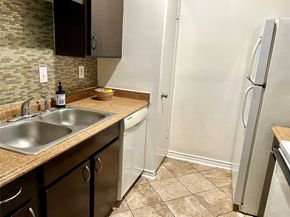 10047 Westpark Drive 9, Houston TX 77042