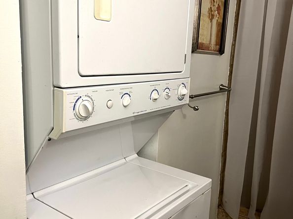 10047 Westpark Drive 9, Houston TX 77042