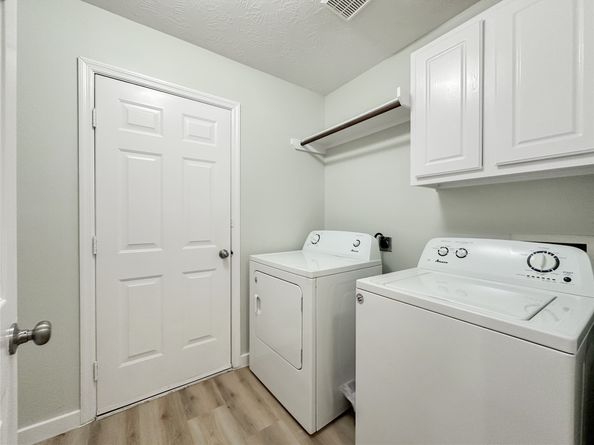 27 Auburn Path Drive, The Woodlands TX 77382