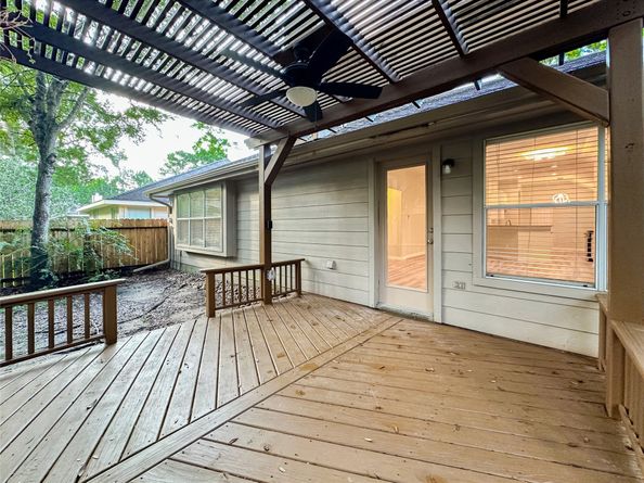 27 Auburn Path Drive, The Woodlands TX 77382