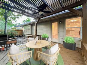 27 Auburn Path Drive, The Woodlands TX 77382