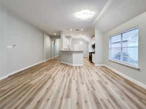 27 Auburn Path Drive, The Woodlands TX 77382