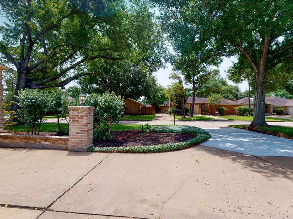 13110 Waldemere Drive, Houston TX 77077