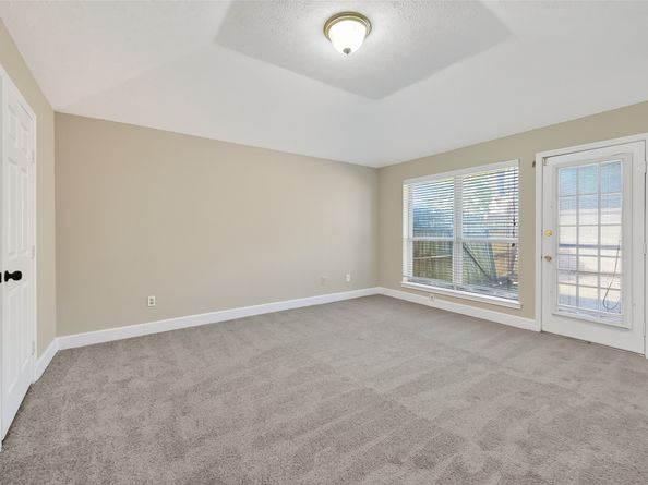 2238 Sentinal Oaks Street, Sugar Land TX 77478