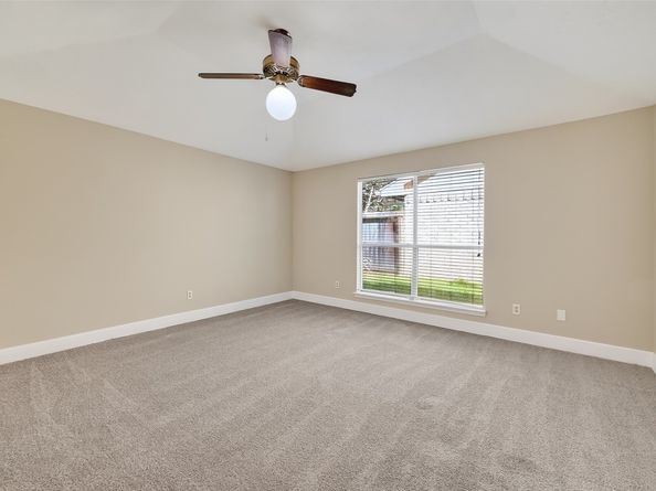 2238 Sentinal Oaks Street, Sugar Land TX 77478