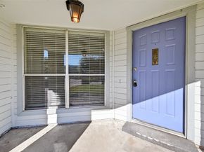 2238 Sentinal Oaks Street, Sugar Land TX 77478