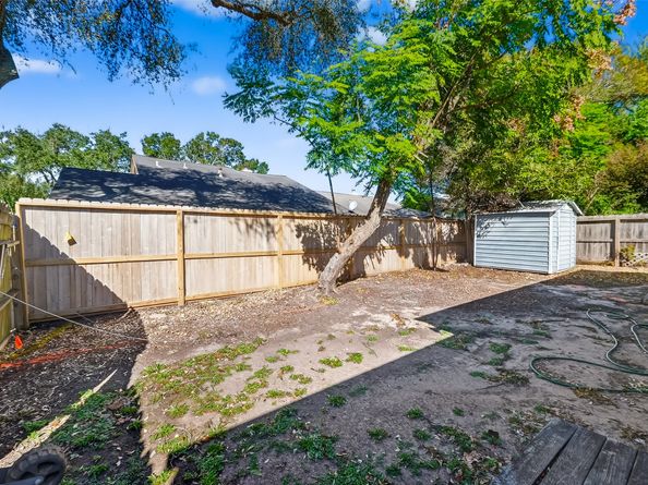 2238 Sentinal Oaks Street, Sugar Land TX 77478