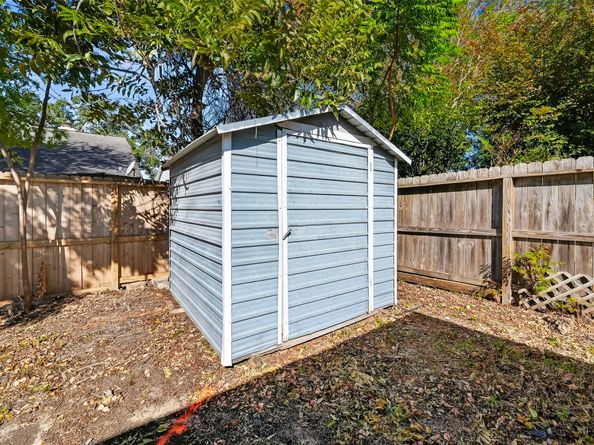 2238 Sentinal Oaks Street, Sugar Land TX 77478