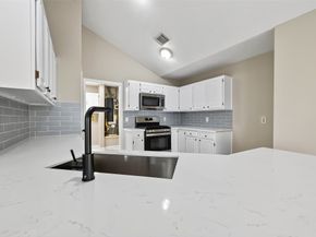 2238 Sentinal Oaks Street, Sugar Land TX 77478