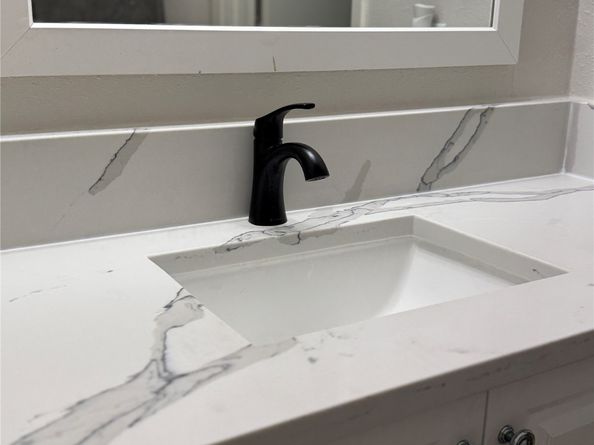 781 Country Place Drive 2052, Houston TX 77079